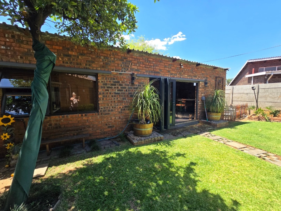 4 Bedroom Property for Sale in Bodorp North West